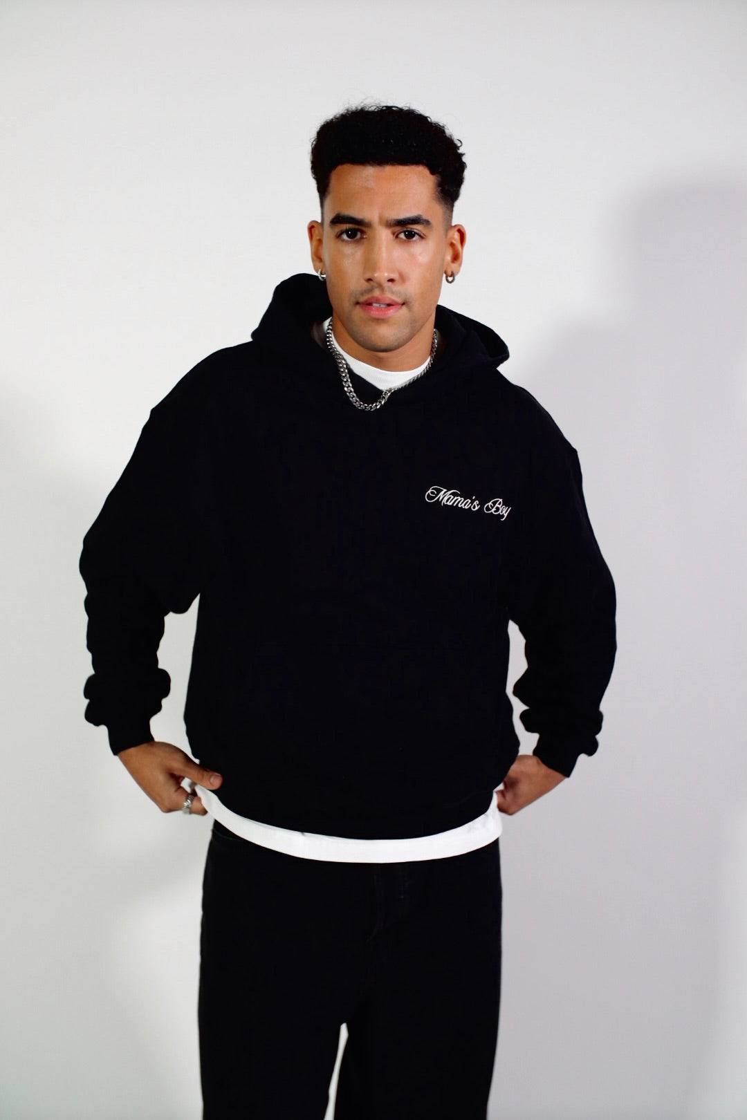 BLACK DELUXE HOODIE